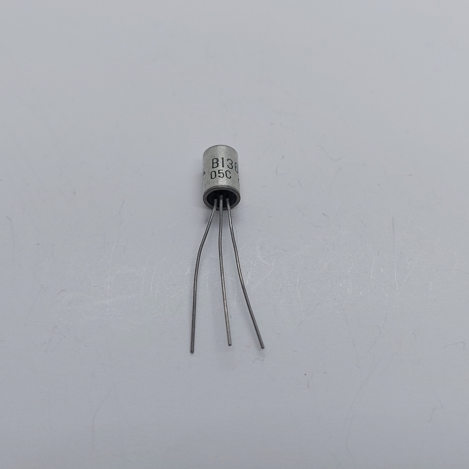2SB136 MITSUBISHI TRANSISTOR GERMANIUM PNP TO1 NEW 1 PIECE