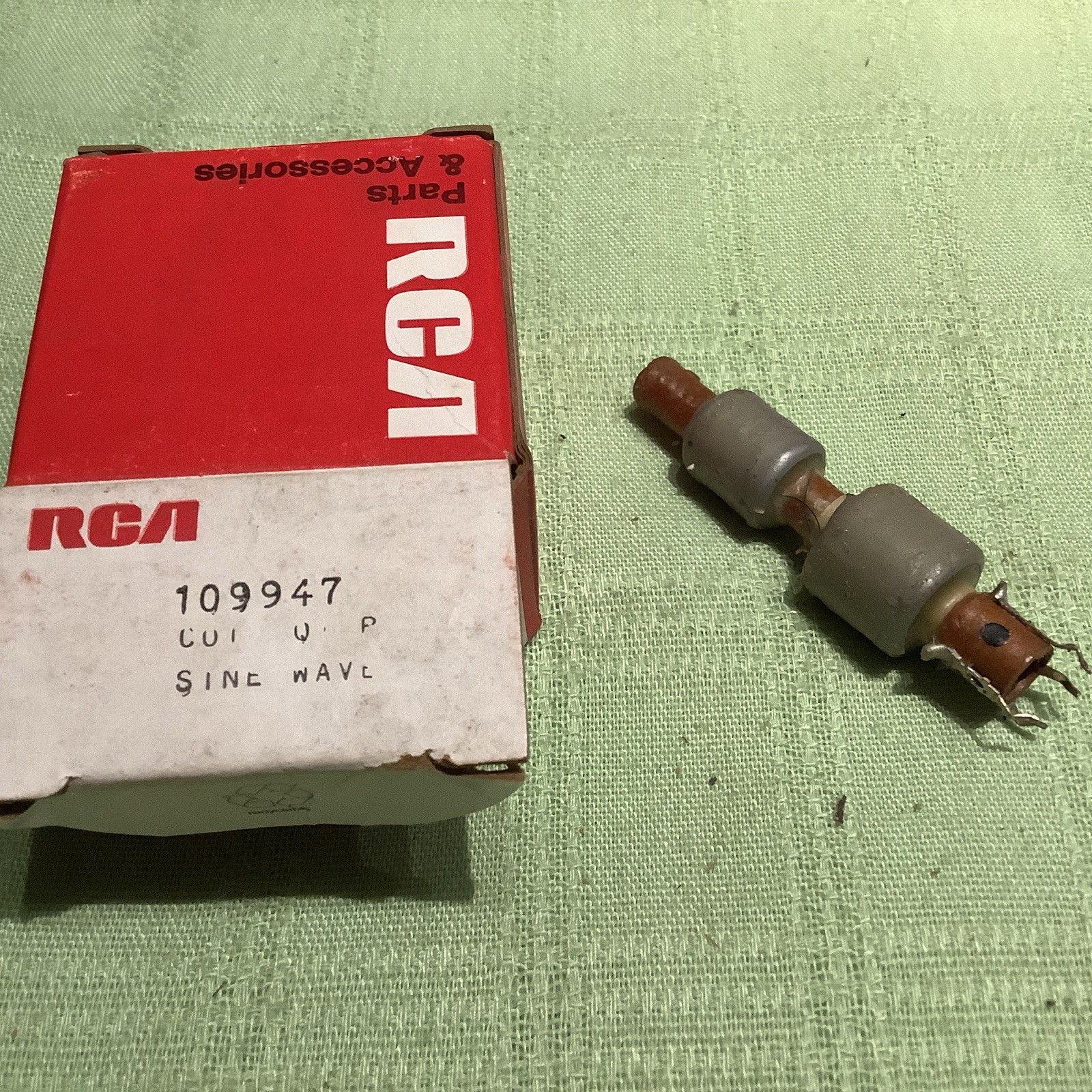 RCA 109947 Coil Sine Wave NOS -T V Part