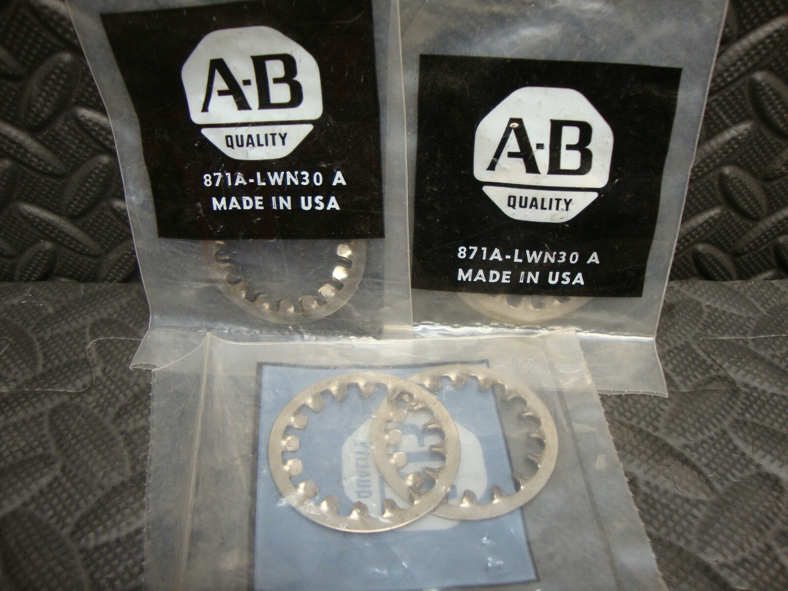 6 Lot NEW Allen Bradley 871A-LWN30 A Lockwashers 30 mm Sealed bags AB