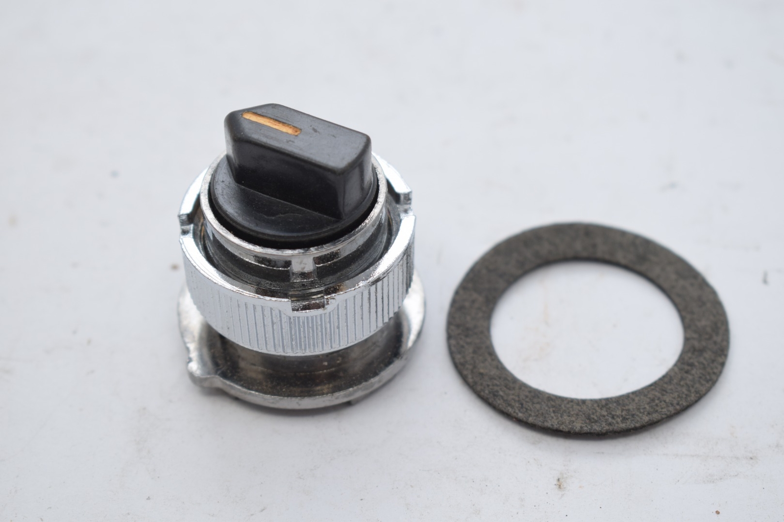 NEW Westinghouse OT1S1 SELECTOR SWITCH OPERATOR ONLY STANDARD HANDLE