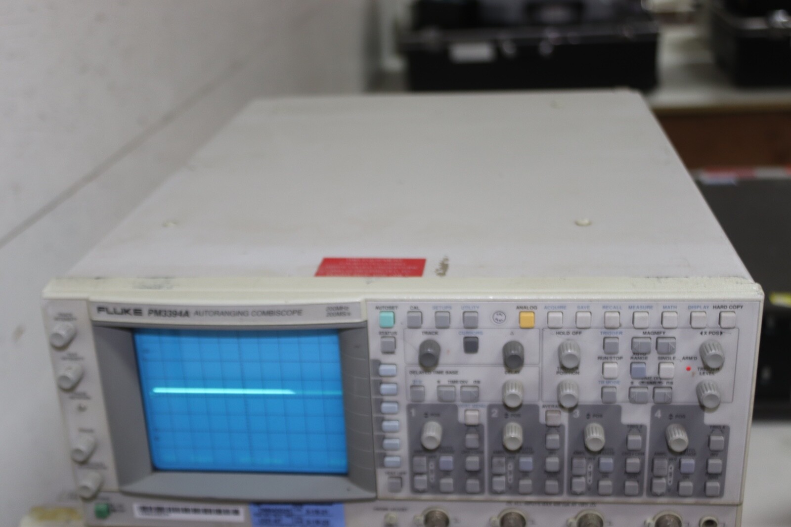 Fluke PM3394A Autoranging Combiscope 4 Channel 200MHz 200 MS/s