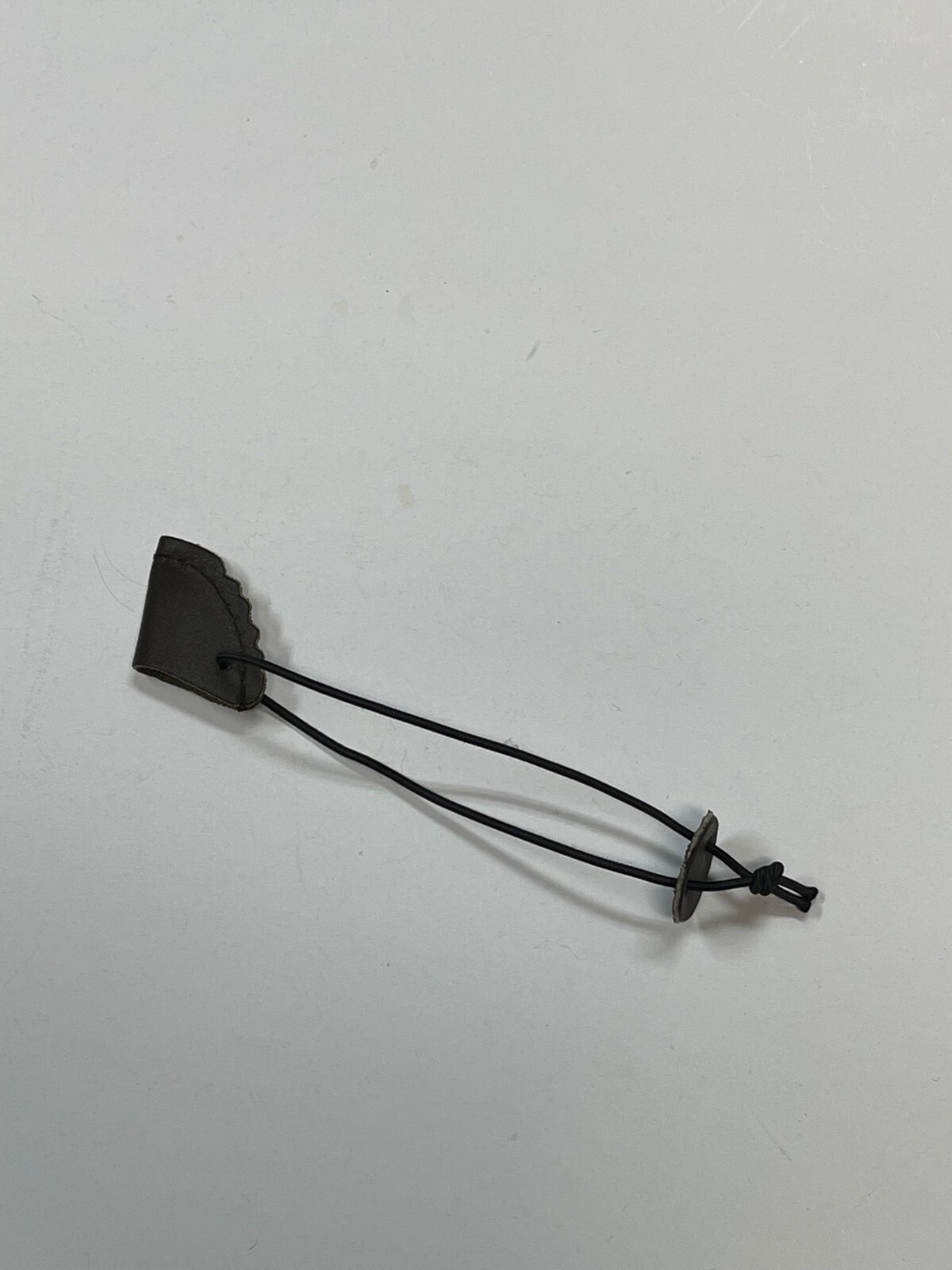Summit Archery Recurve String Keeper