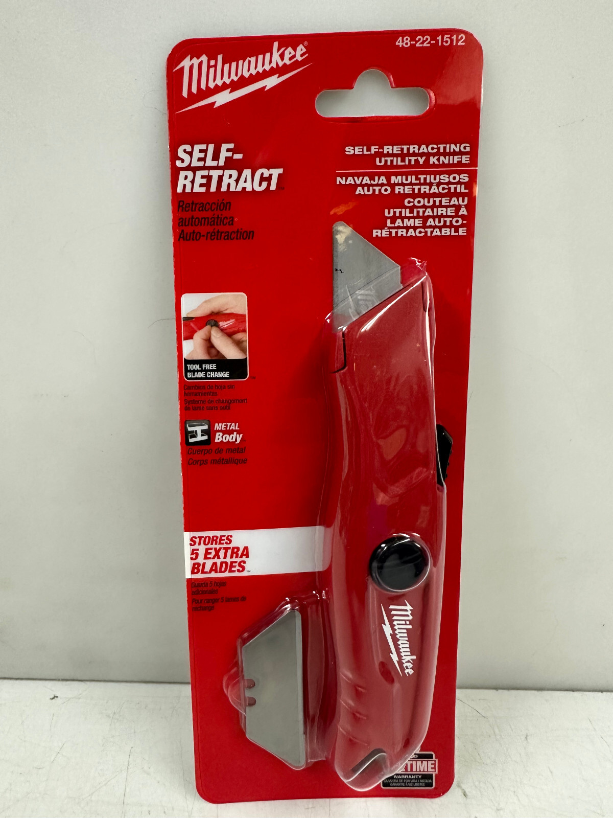 Milwaukee Self-Retracting Utility Knife with Carton Blade