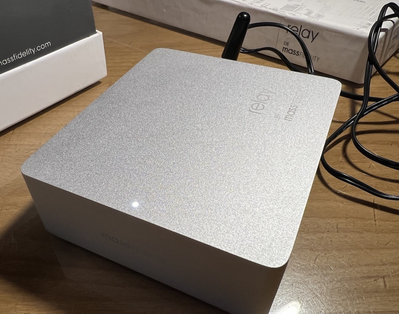 Mass Fidelity Relay Hi-Fi Bluetooth Wireless Receiver DAC Open Box