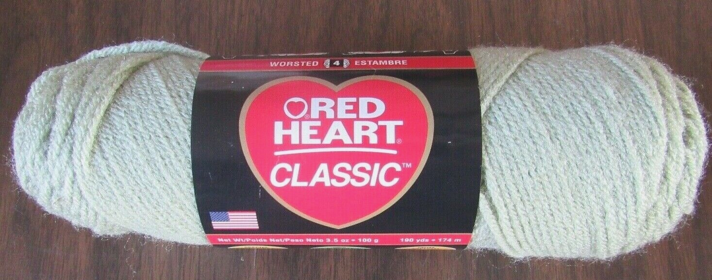 RED HEART Classic Acrylic Yarn Medium Weight #4 190 Yd Skein  Pale Sage 040912