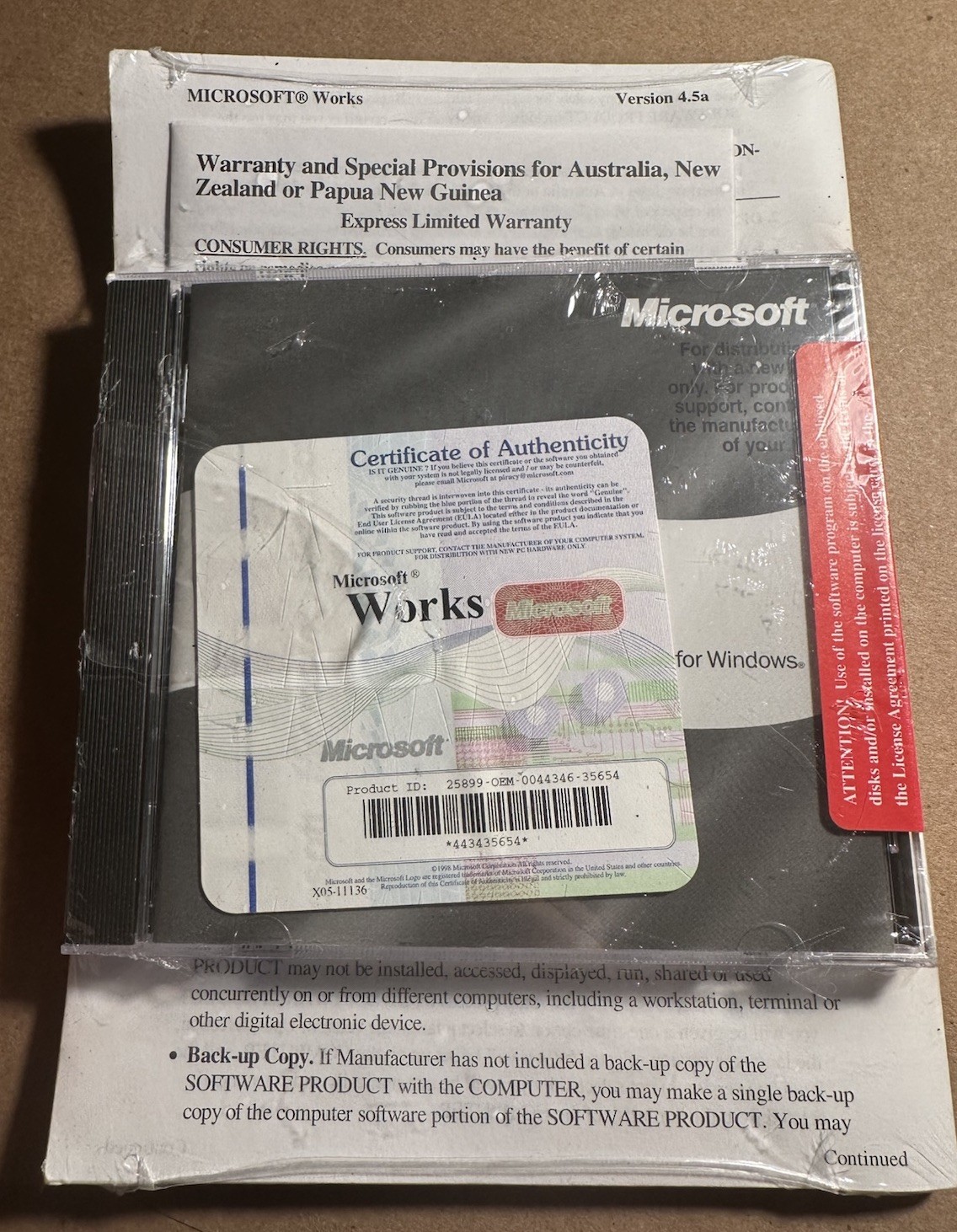 Vintage Microsoft Windows 95 OEM  Works Companion CD  Manual New And Unopened