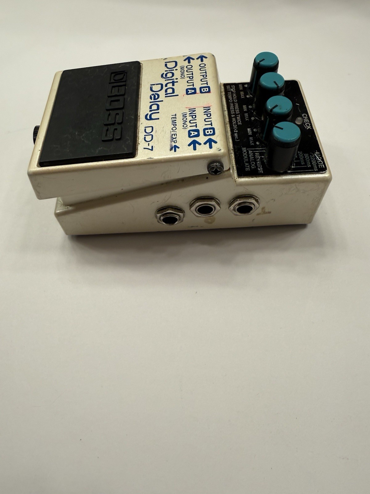 Boss Roland DD-7 Digital Delay Stereo Echo Guitar Effect Pedal