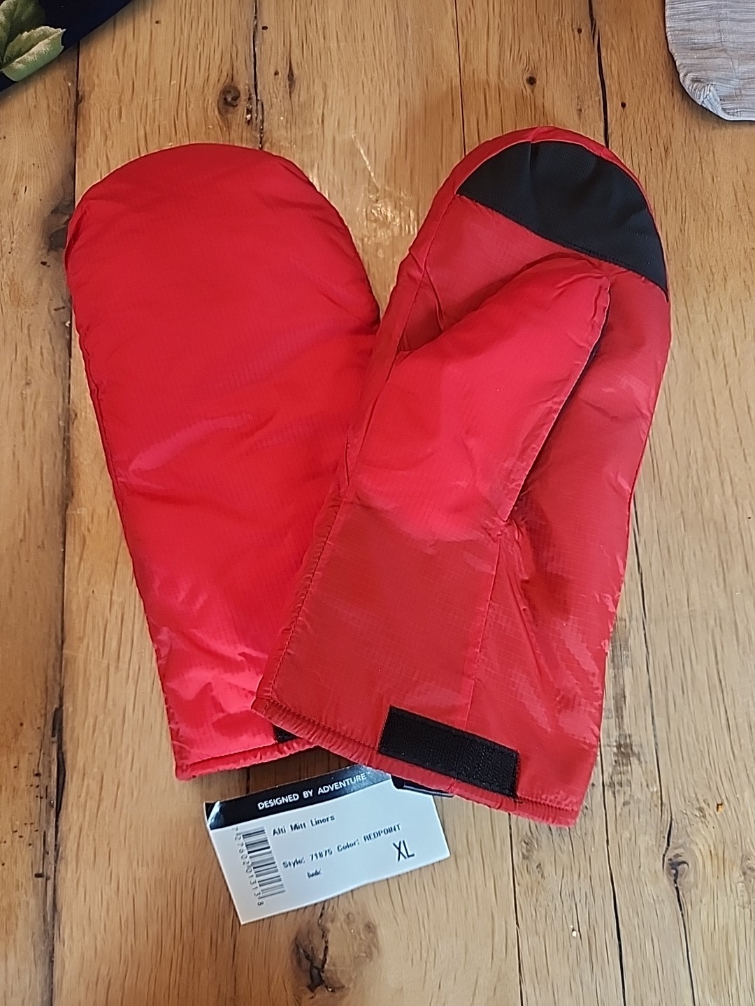 NWT  Outdoor Research Alti  Mitt Mitten Liners  Red LARGE