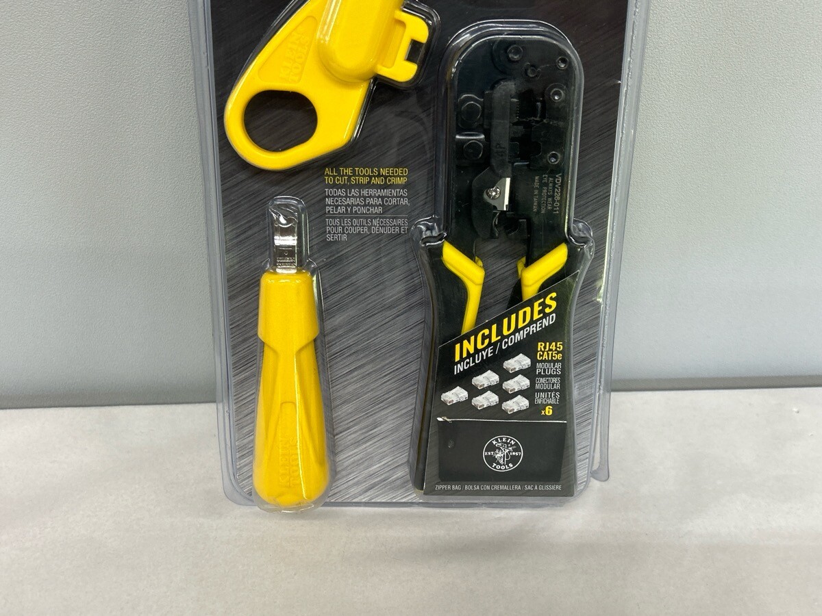 Klein Tools Data Cable Installation Kit Vdv026-212 Cut Strip and Crimp