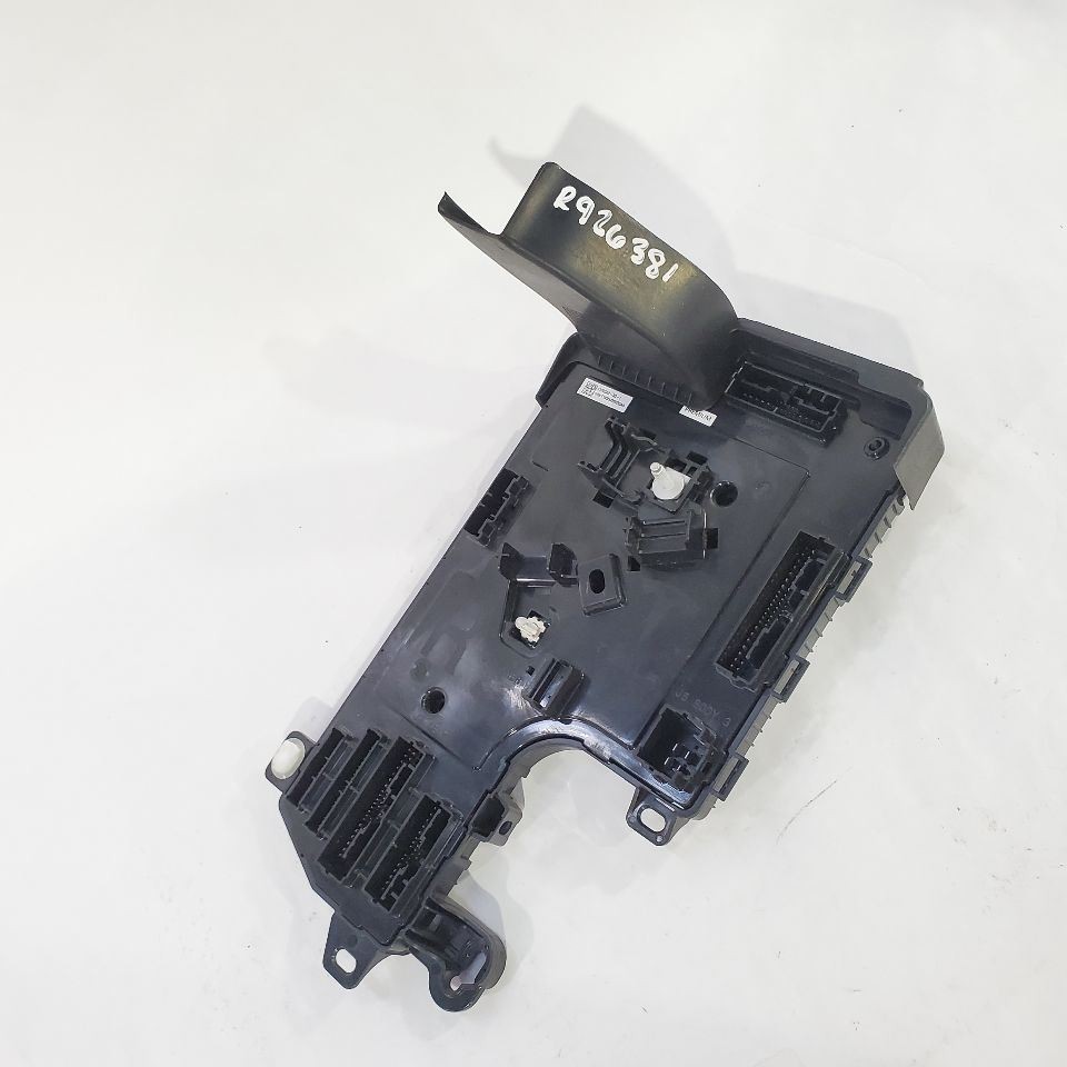 2020 Tesla Model 3 OEM Front Right Low Voltage BCM Control Module 1100340