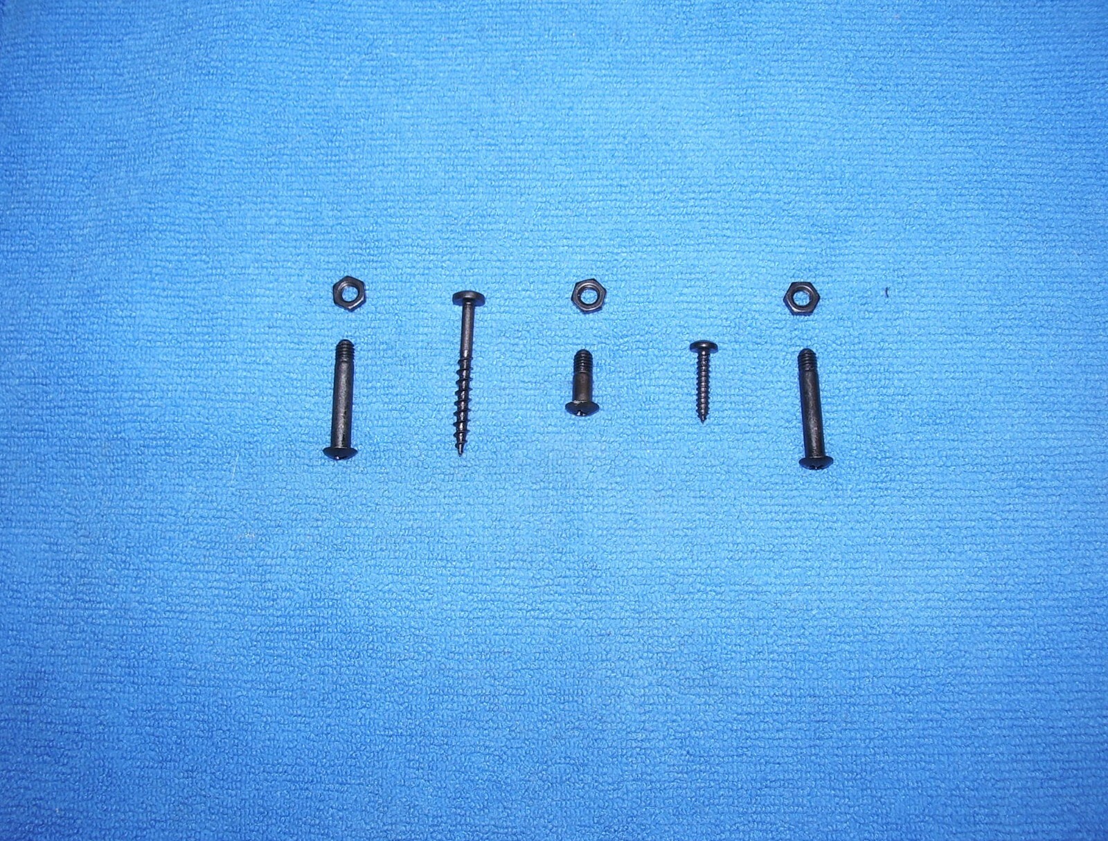 SCREW SET FOR DAISY 1938B RED RYDER BB GUN- NEW,  WITH FREE SHIPPING
