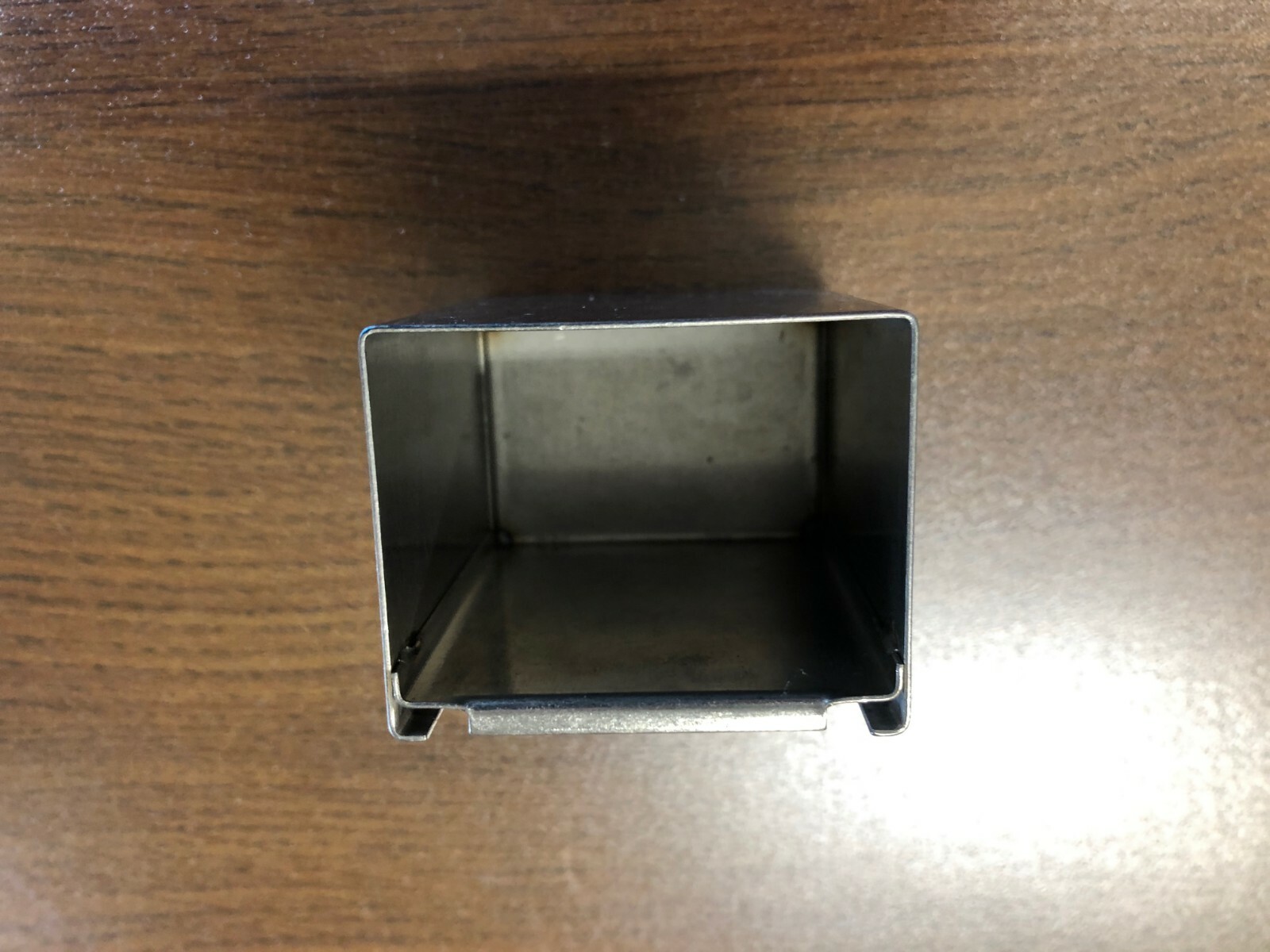 Universal Instruments Scrap Box 42250801