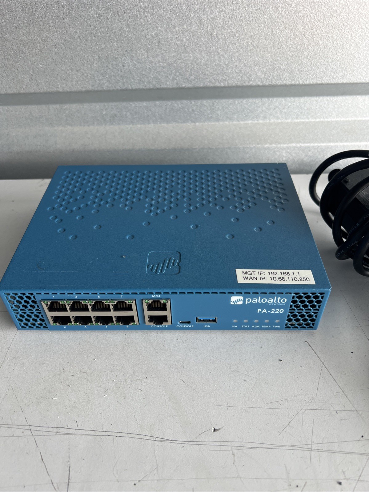 Palo Alto Networks PA-220 Network Security Appliance P/N: PAN-PA-220