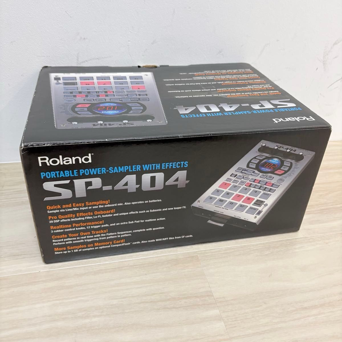 Roland SP-404 Portable Sampler Sequencer Effects Tested Original Box Japan Used