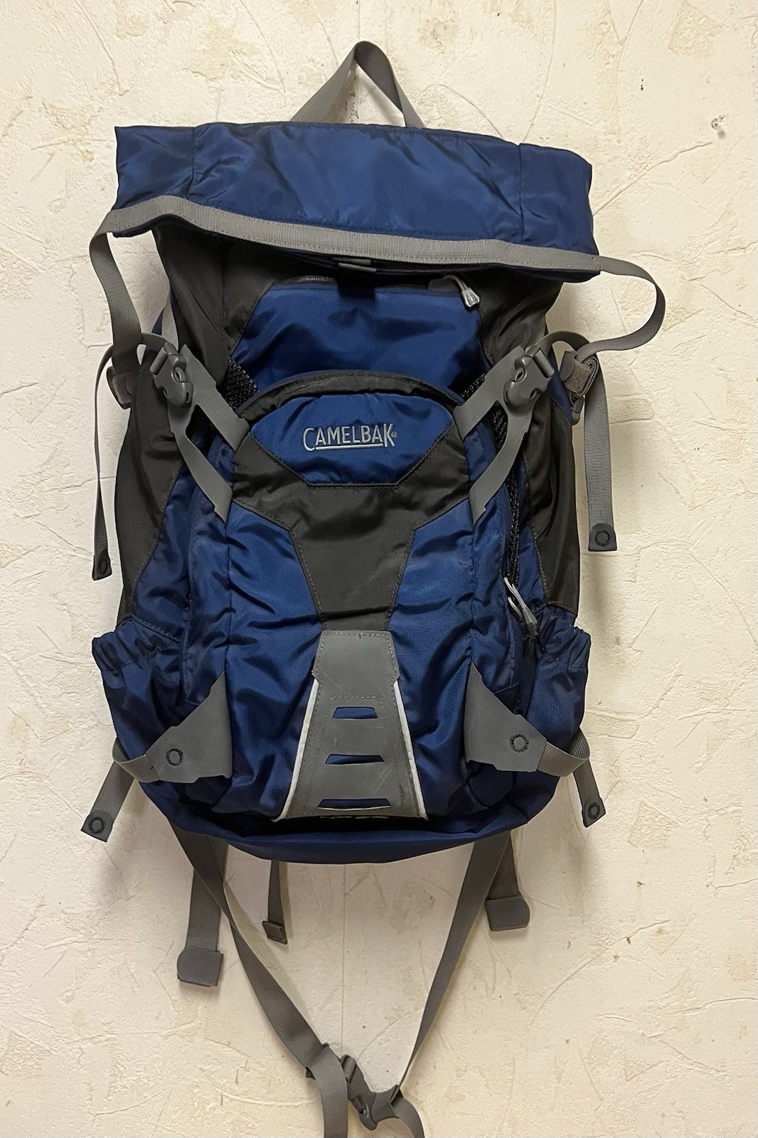 CamelBak H.O.S.S. Backpack hydration Pack. No Bladder!