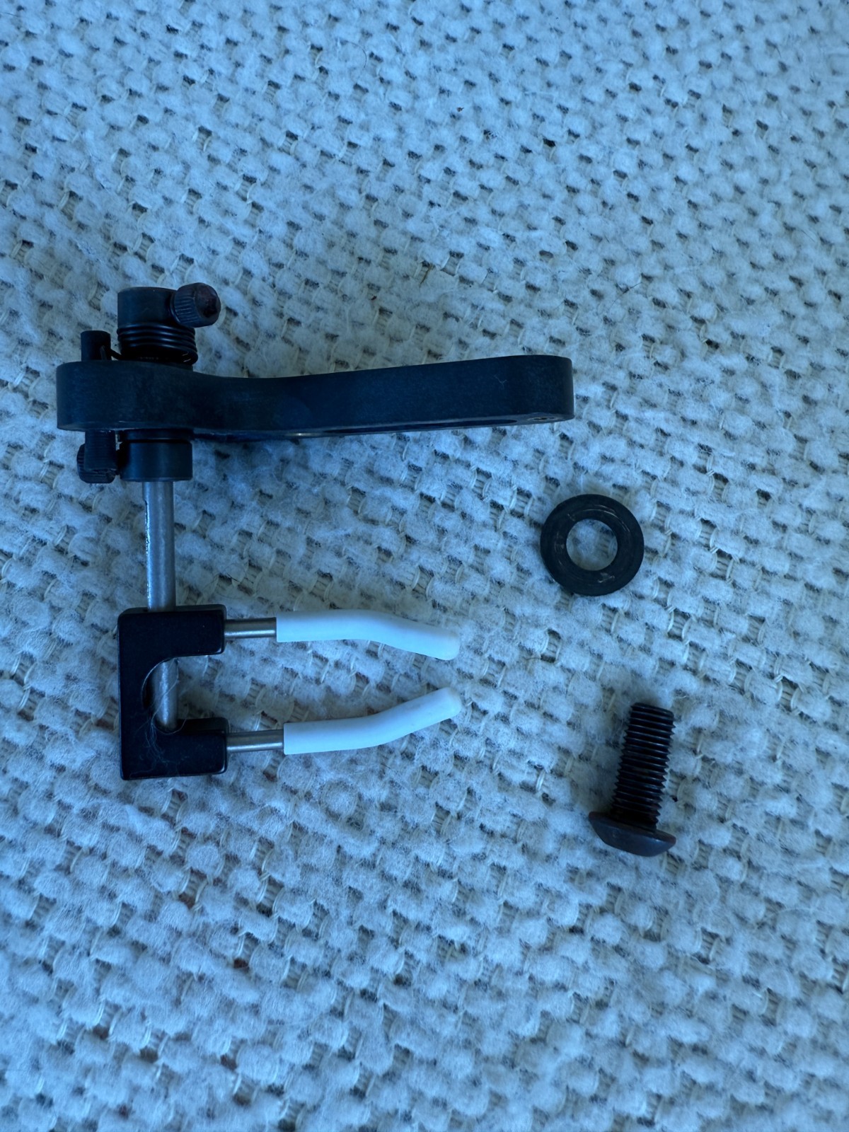 Dual Prong Archery Flipper Rest RH