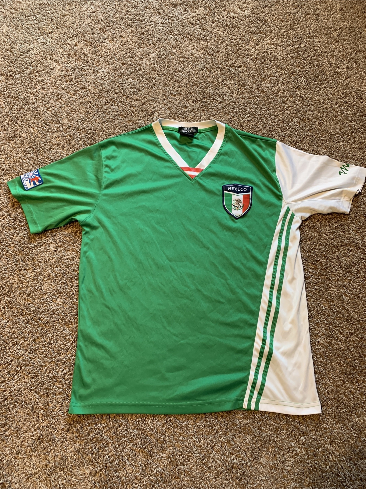 Basix Soccer Mens Green White Red Mexico Soccer Shirt Size XL Polyester