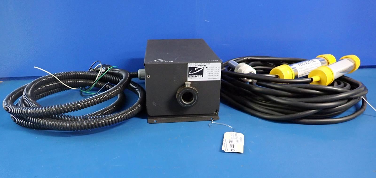 SUPERVISION SV1500 150W Metal Halide Illuminator w/2x Neulite Stubby Drop Lights