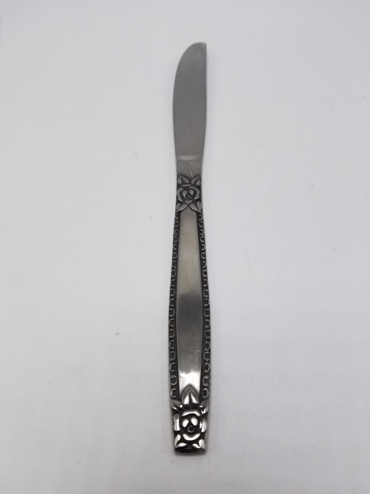 Nasco 'Rose Border" 8 1/2 Inch Stainless Solid Knife (National Stainless)