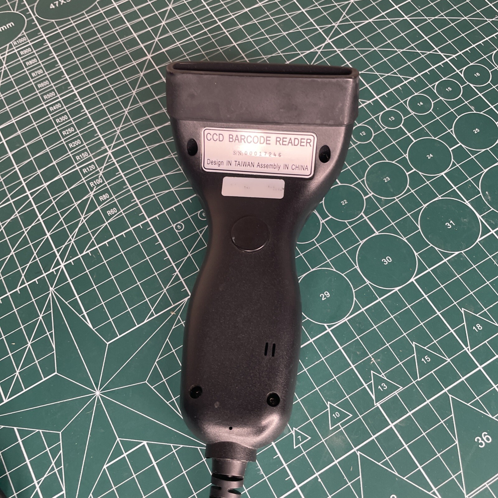 DG Dashuo V4.0 CCD Black USB Barcode Reader S/N 00017246 TESTED WORKING
