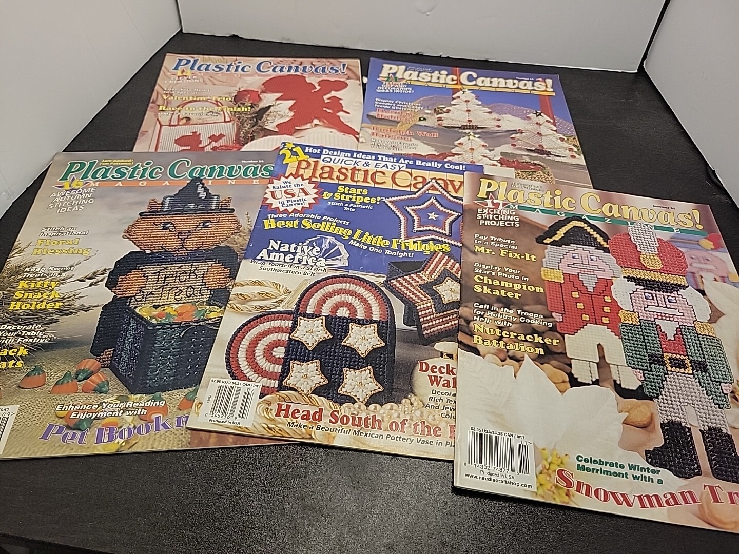 Lot Of 5 Plastic Canvas Books Ppbk Item Nmbr 17
