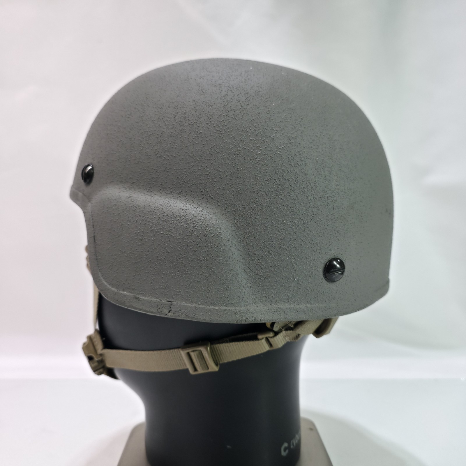 Gentex Advanced Combat Helmet M-7 ACH Military Medium EUC Chin Strap Pads