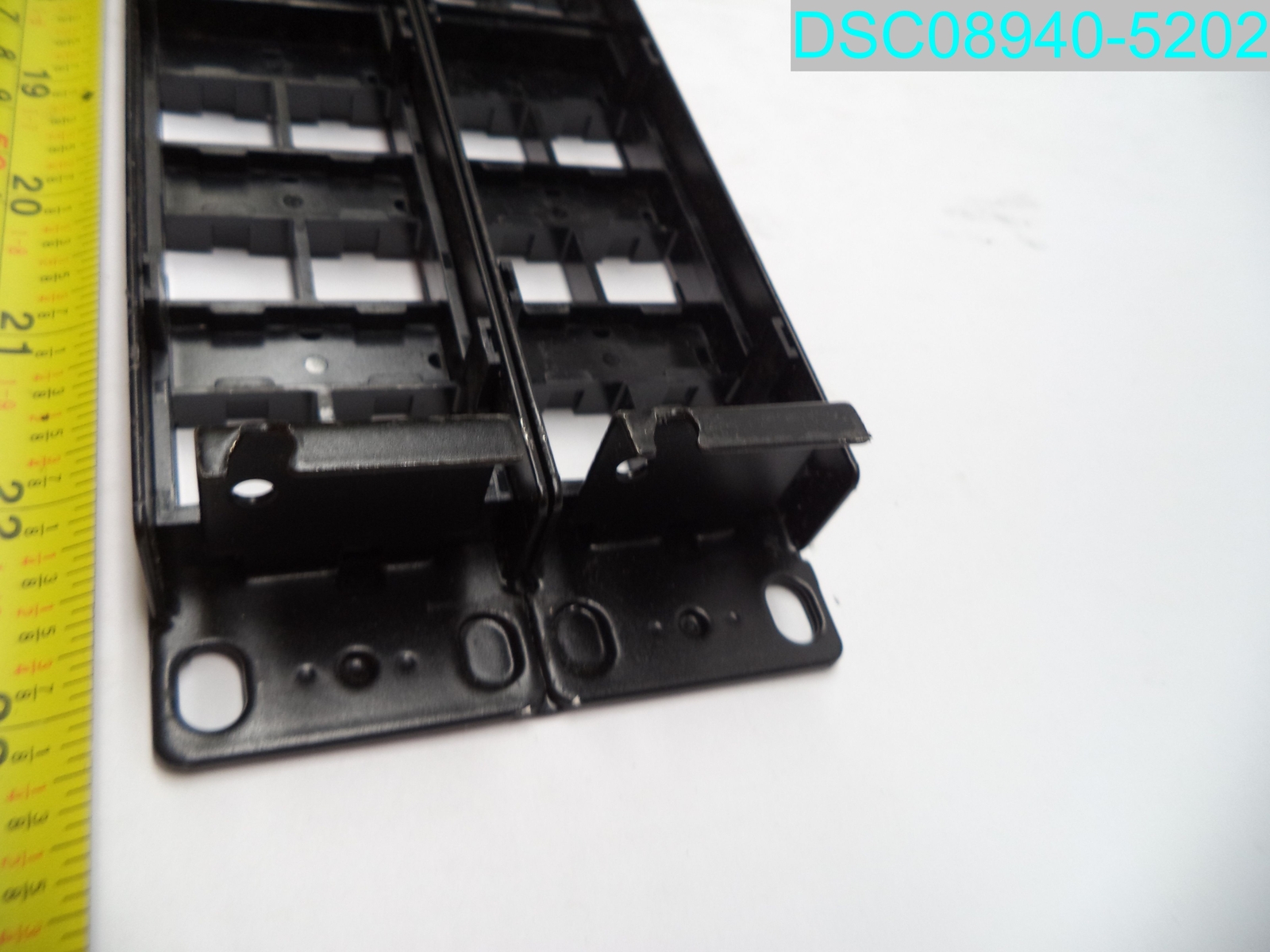 Commscope CPP-UDDM-M-2U-48 760207282 94289 48-Port Black UTP Modular Panel