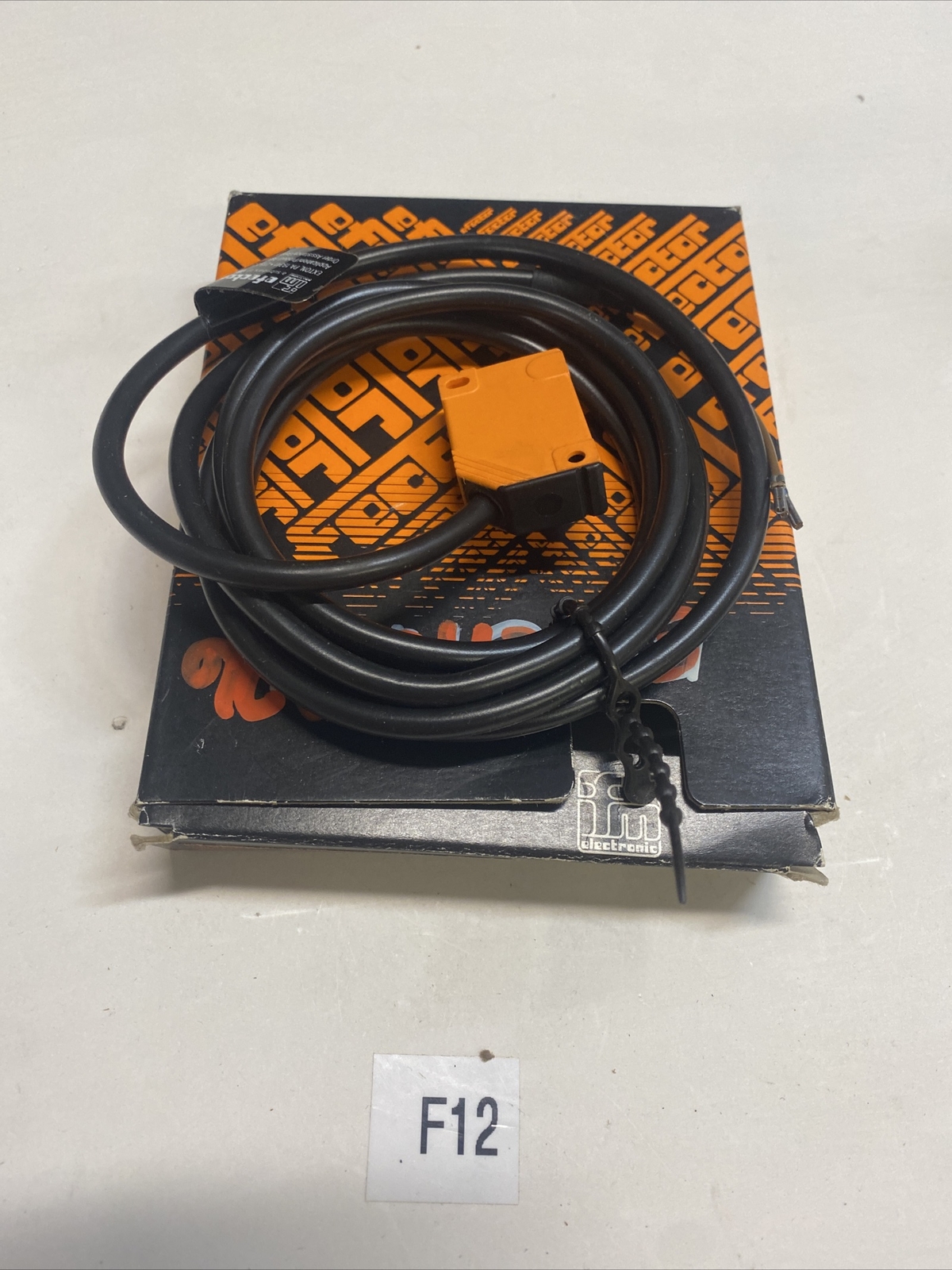 New Efector IN-3002-BNKG/IN 5187 Inductive Proximity Switch Sensor Warranty