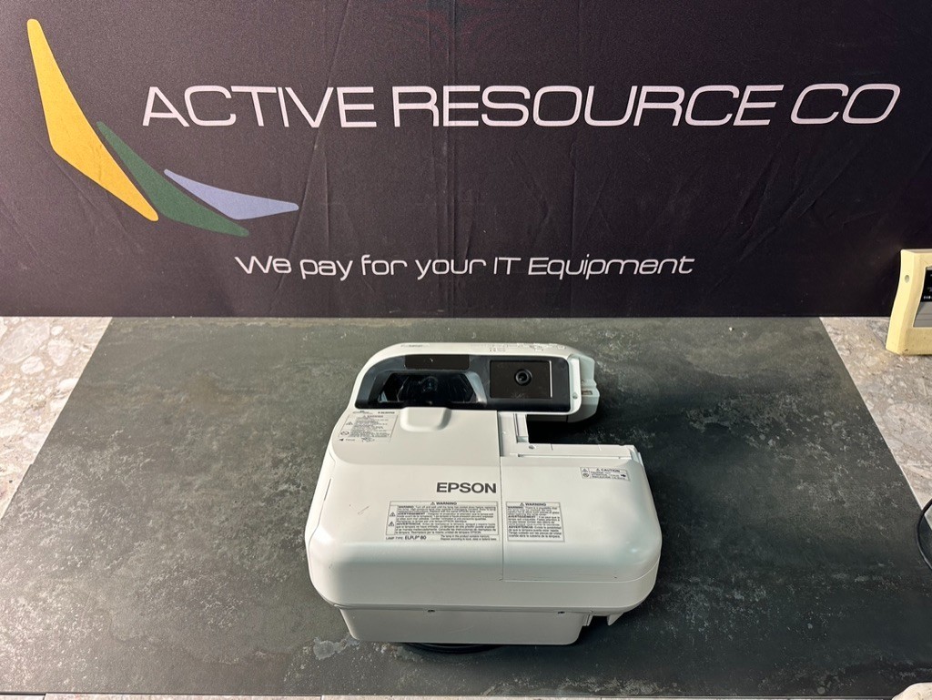 Epson BrightLink 585Wi Ultra-Short Throw Projector | 925 Lamp Hours