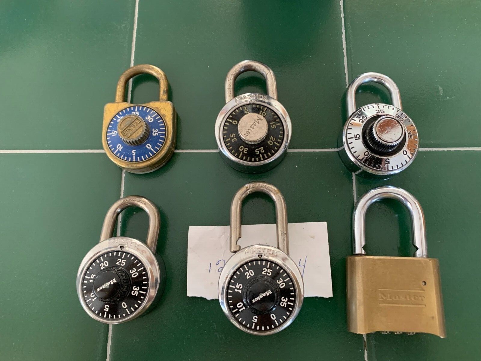 Lot of 4 Masters Combination padlocks plus 1 Walsco and 1 unmarked