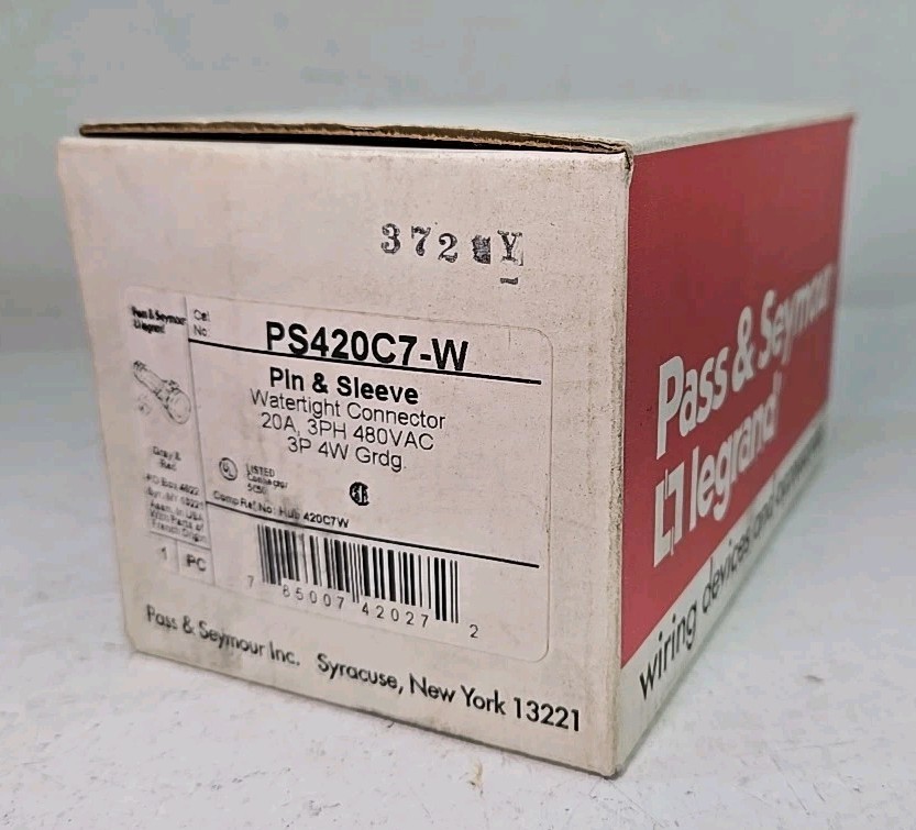 Pass Seymour Legrand PS420C7W 480 VAC 3PH 20A Pin & Sleeve Watertight Connector