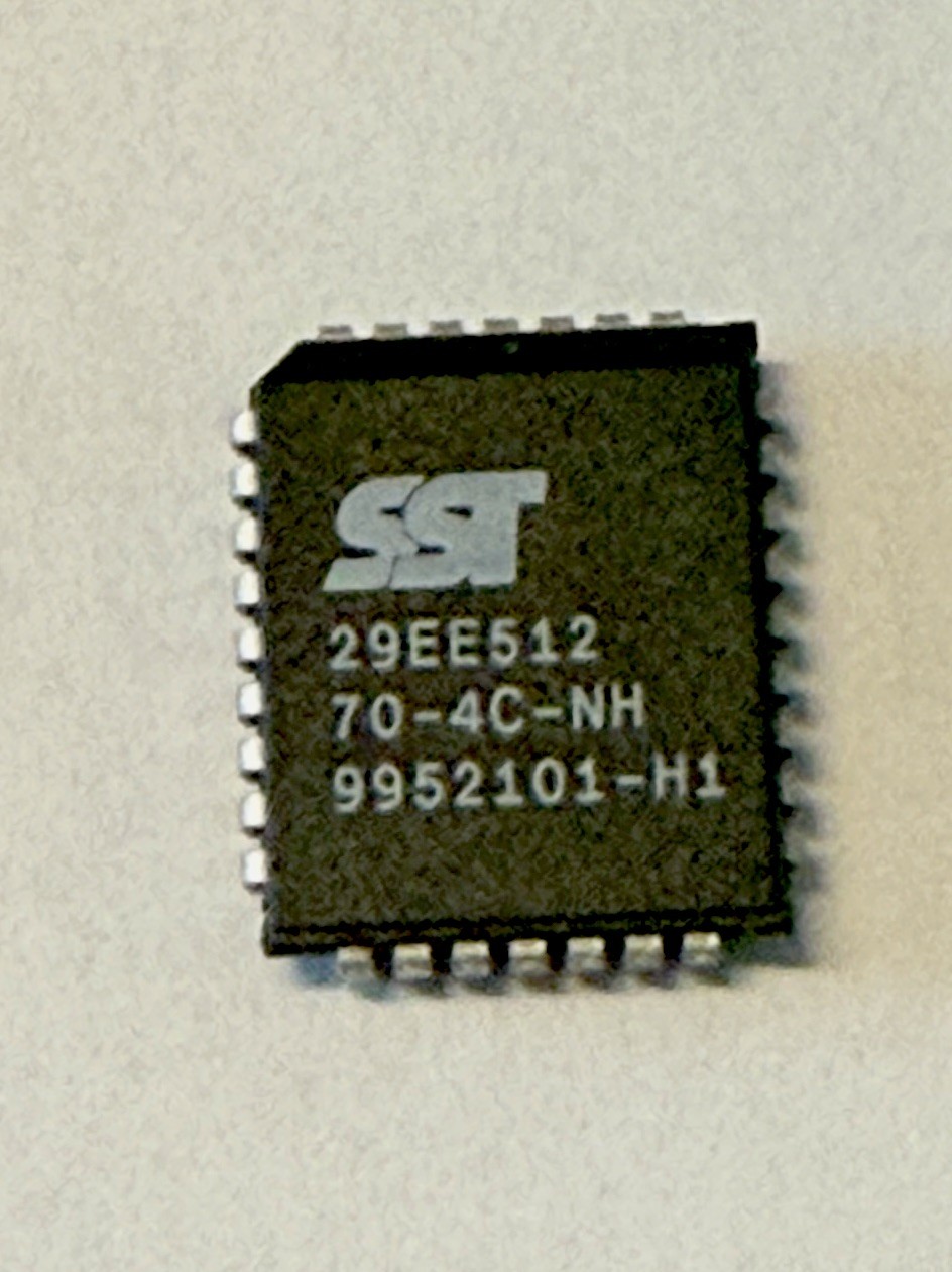 SST 29EE512-70-4C 32PLCC 512K flash memory IC   QTY 10 / LOT