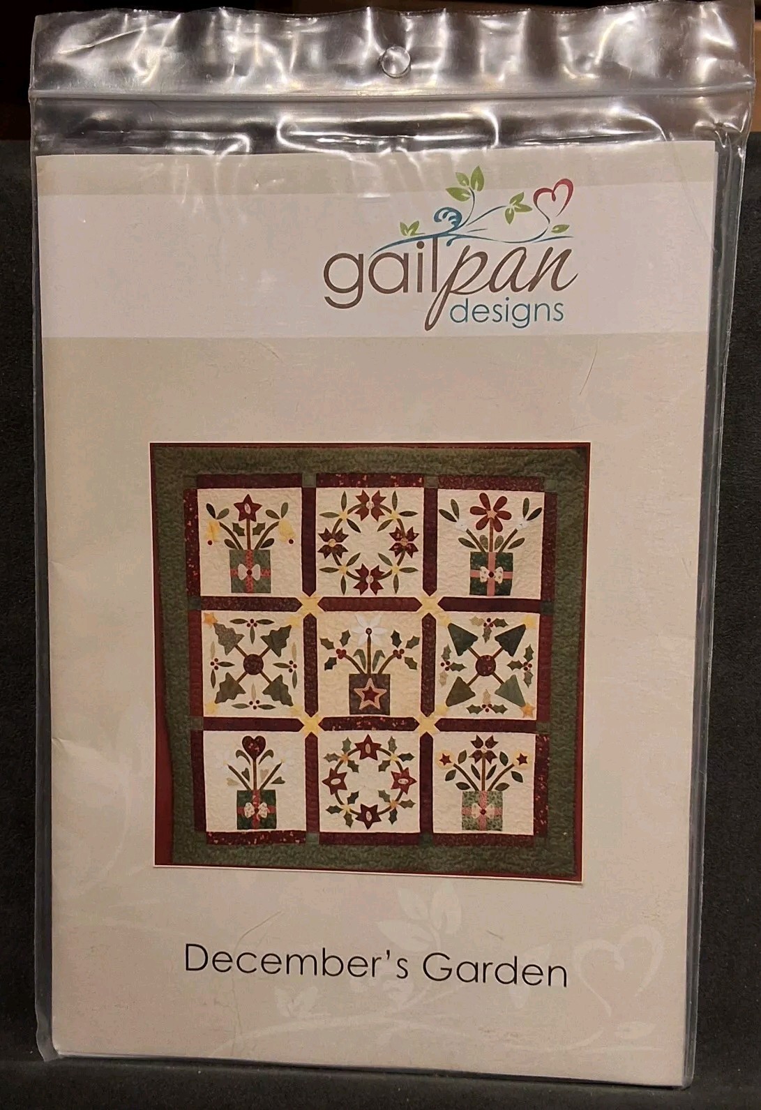 December's Garden G090 Quilt Craft Holiday Seasons Gailpan Designs NEW Festive