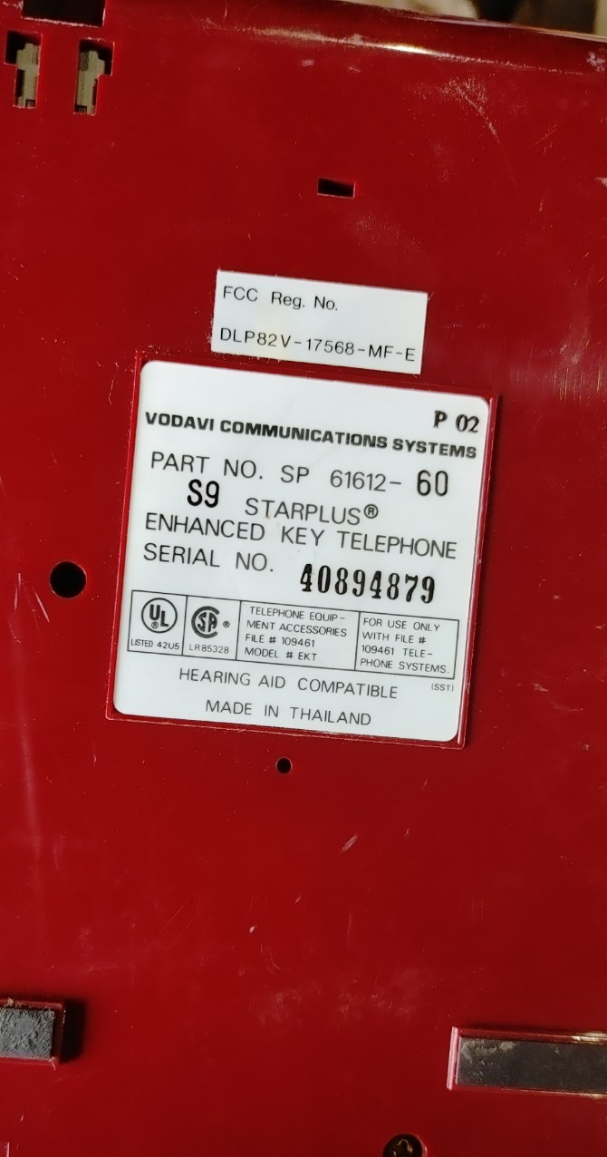 Vodavi STARPLUS 616FLEX Phone System, including 6 phones