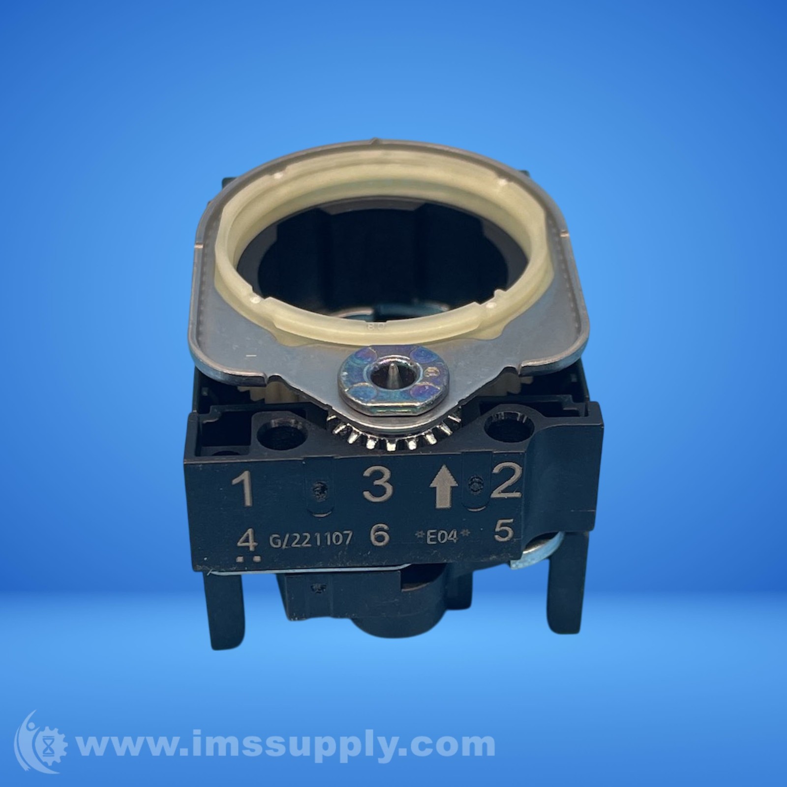 2 inch x 2 inch x 2 inch Plastic Lamp Holder FNIP