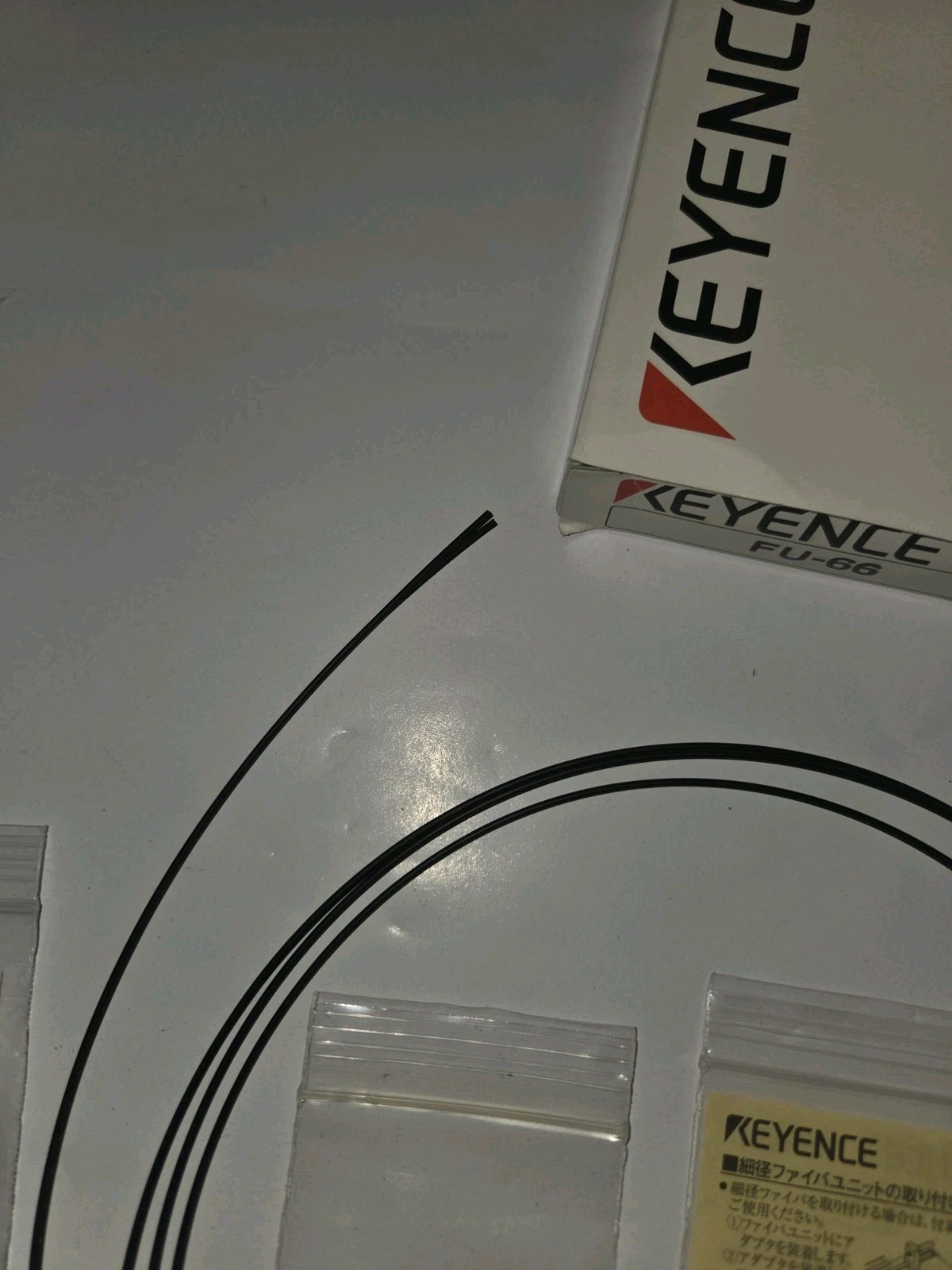NEW GENUINE KEYENCE FU-66 SENSOR