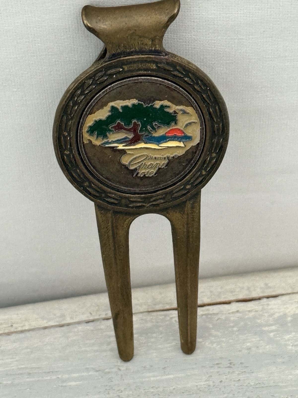 Marriott's Grand Hotel Logo Golf Magnetic Ball Marker Divot Repair Tool