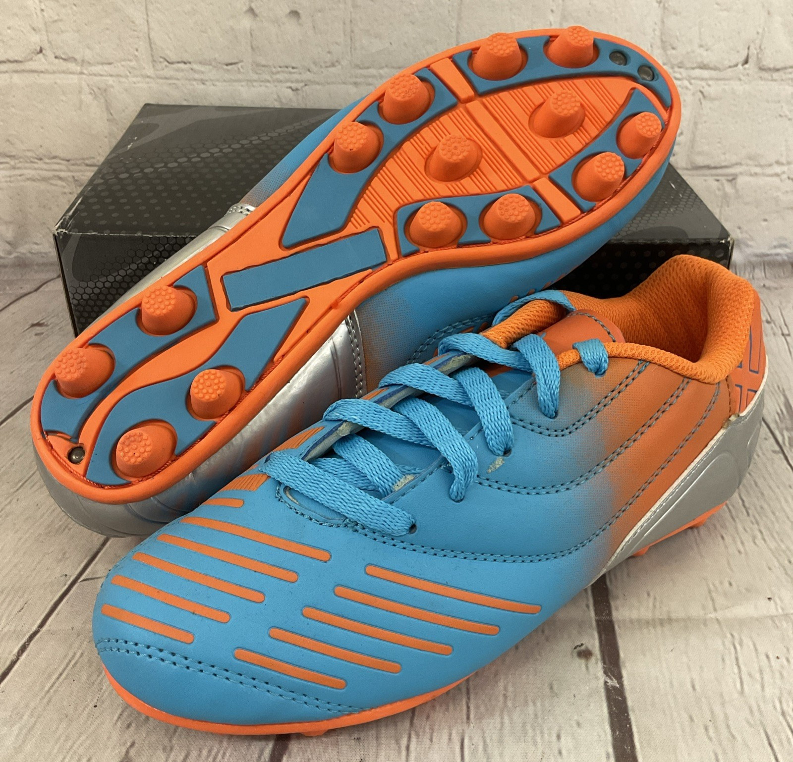 Xara Soccer 9506 Velocity Cleat Shoes Electric Blue Fluid Orange Gray US 2.5