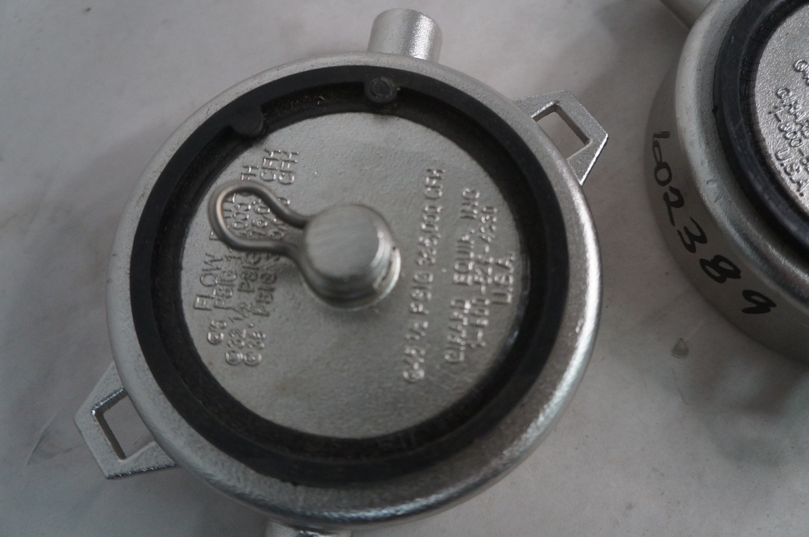 (2) Fire Hydrant Threaded 3-1/2" Caps Galvanized Steel #3SPF-T Girard