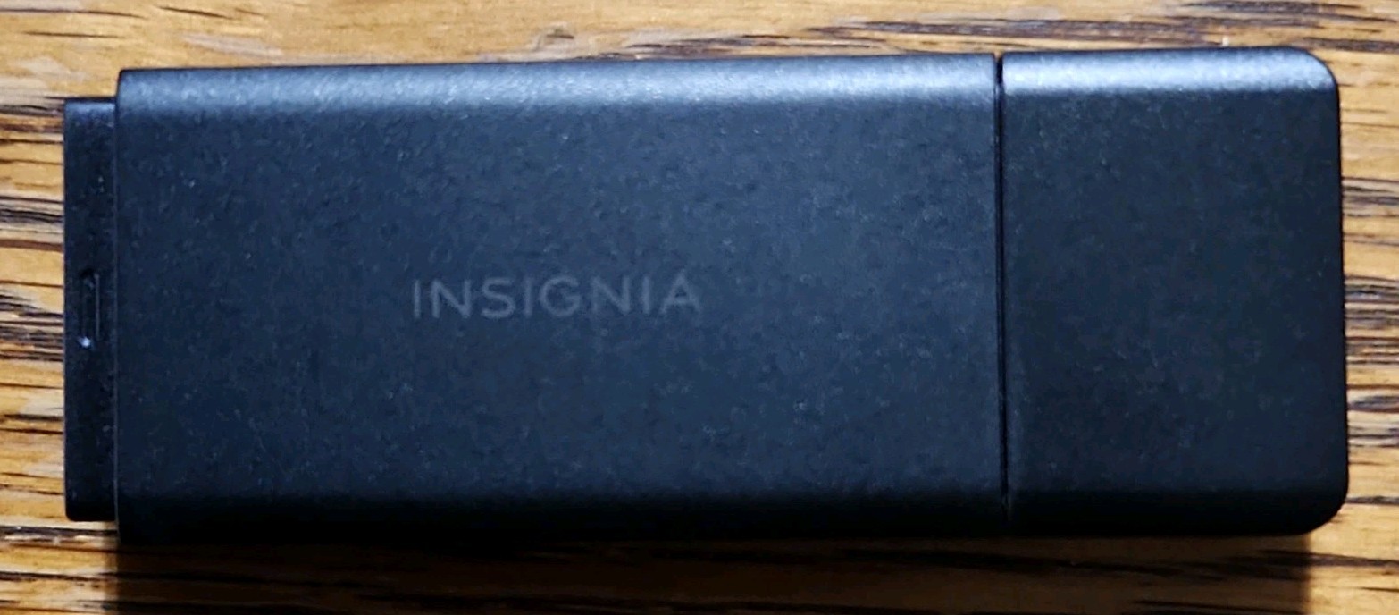 Insignia USB 3.0 SD microSD Memory Card Reader for Laptops Desktops Mac PC black