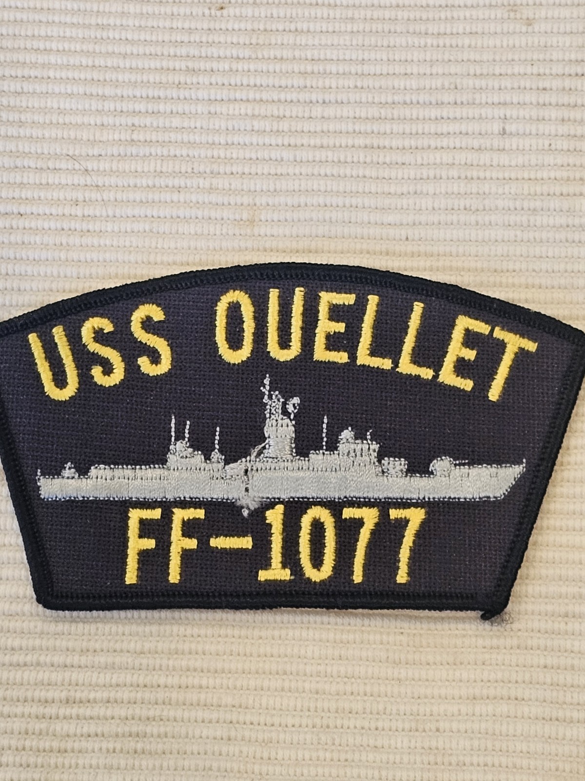 1960s 70s USN Navy Figette FF-1077 USS Ouelette Detachment Patch L@@K!!!
