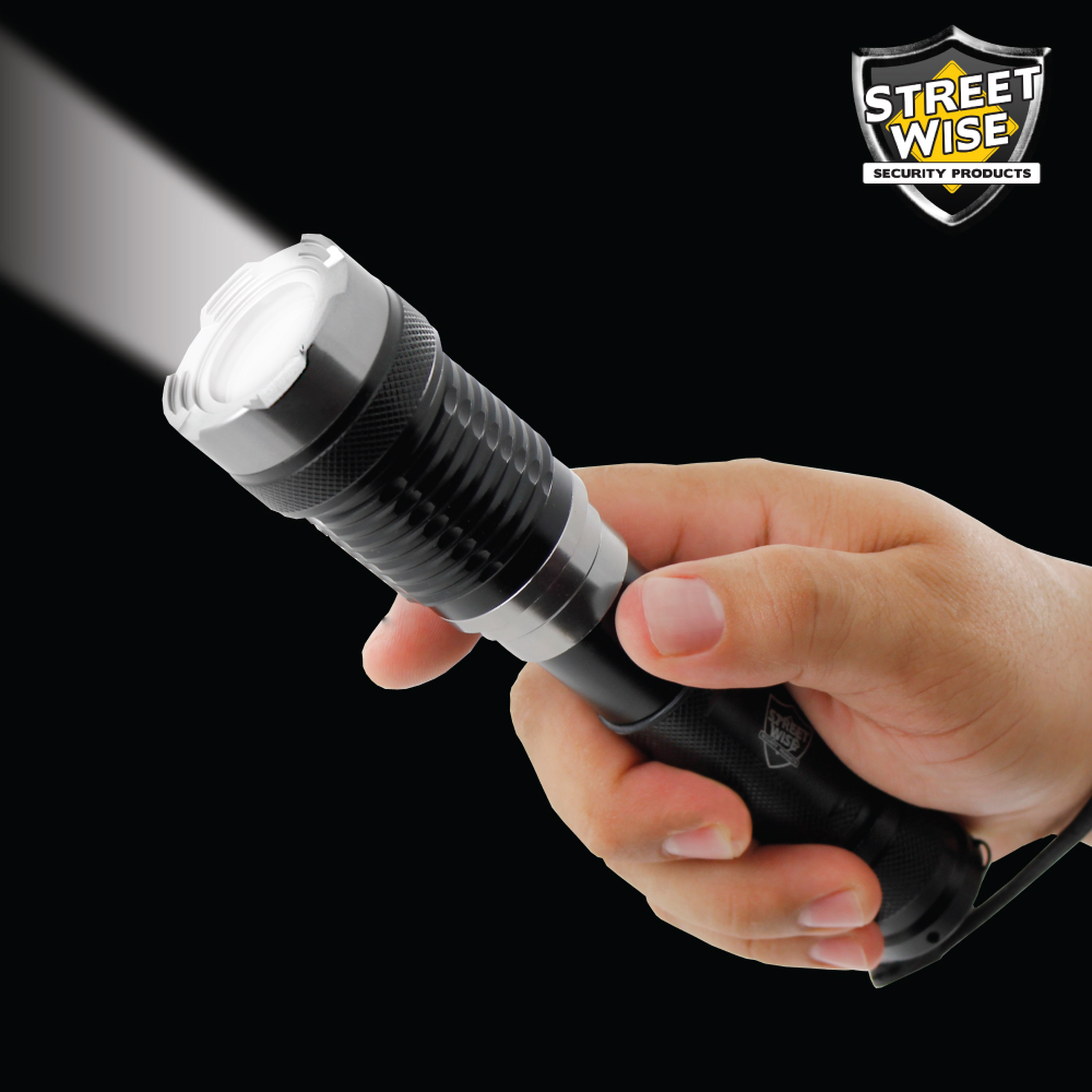 STREETWISE CREE LED RECHARGEABLE FLASHLIGHT WITH TWIST ZOOM-FREE SHIPPING!