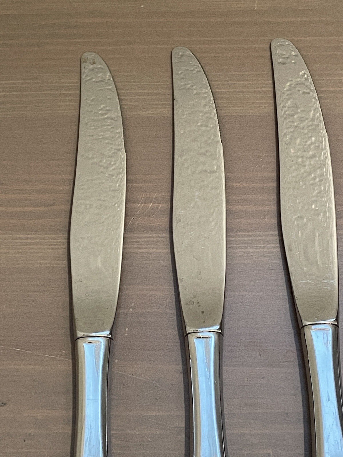 5 Oneida Community Stainless SPRING ROSE Dinner Knives 9”