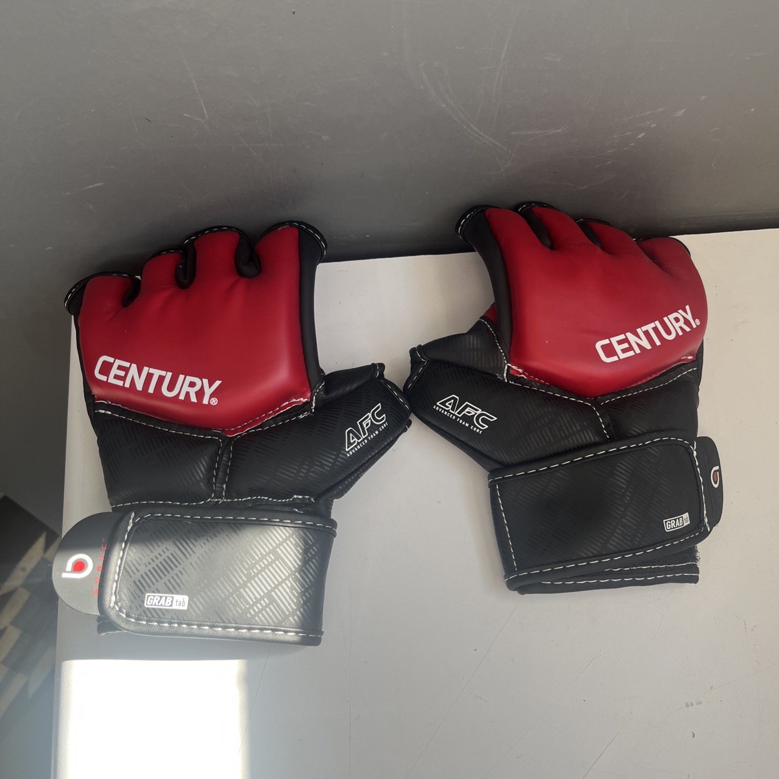 Century Brave Advanced Foam Core Red S/M Size