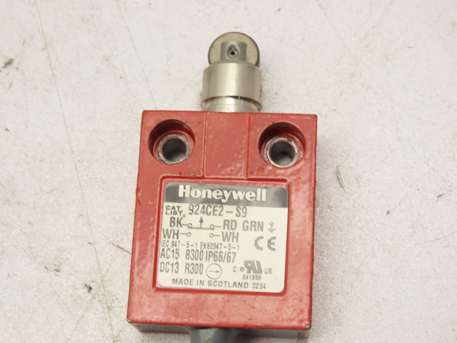 Honeywell 924CE2-S9 Micro Limit Switch