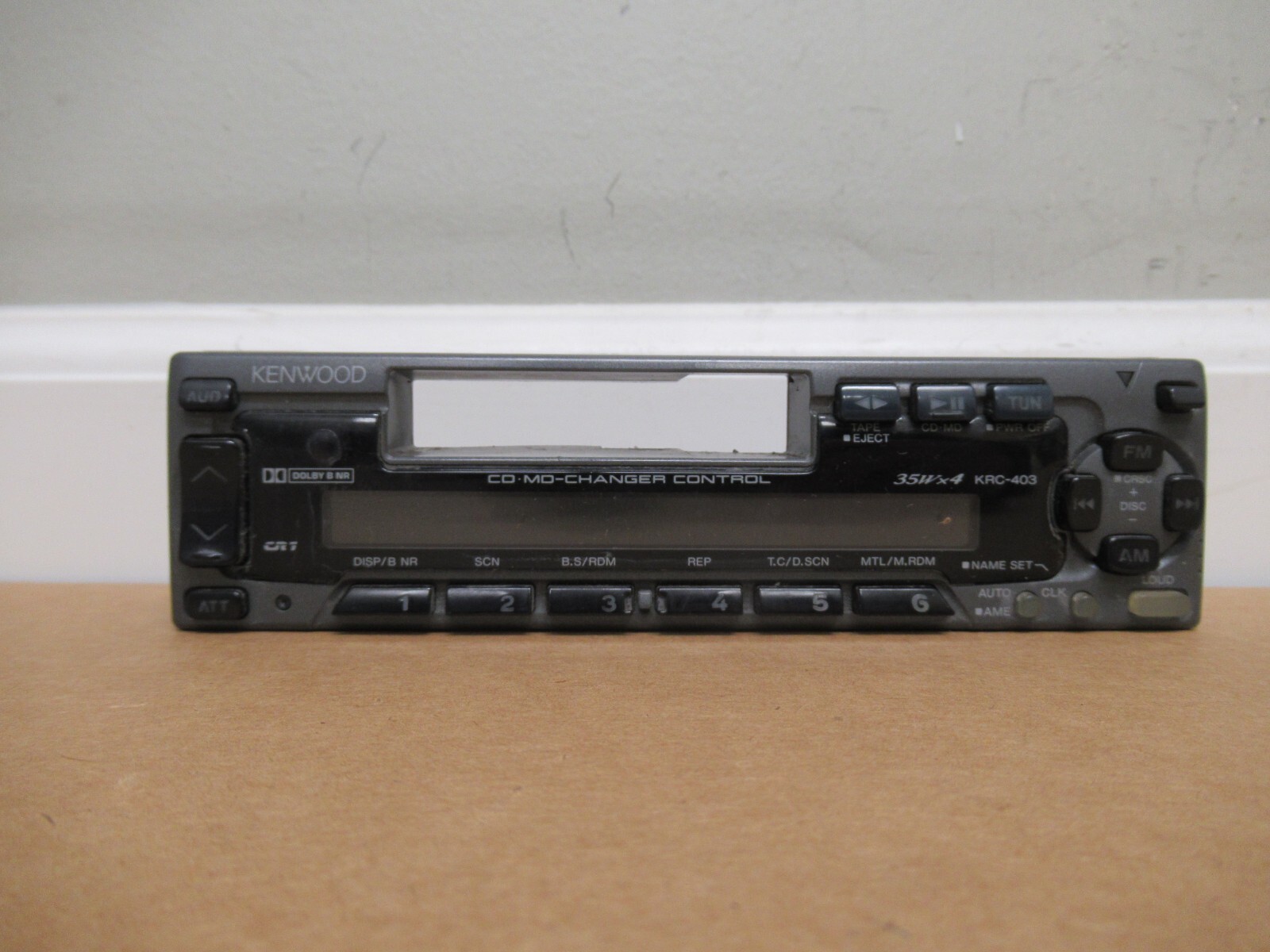 Kenwood KRC-403 Radio Faceplate Stereo Audio AM FM