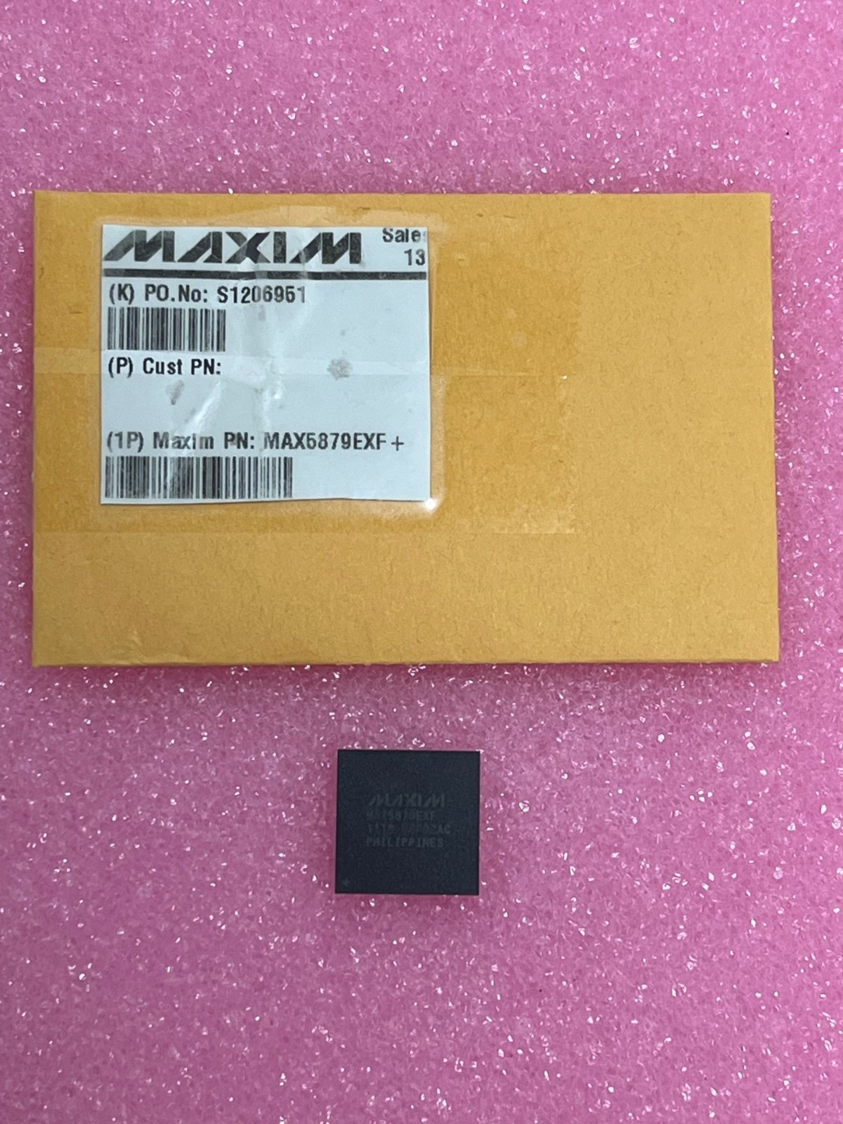 Maxim MAX5879EXF+ 14-Bit, 2.3Gsps Direct RF Synthesis DAC, NEW!!
