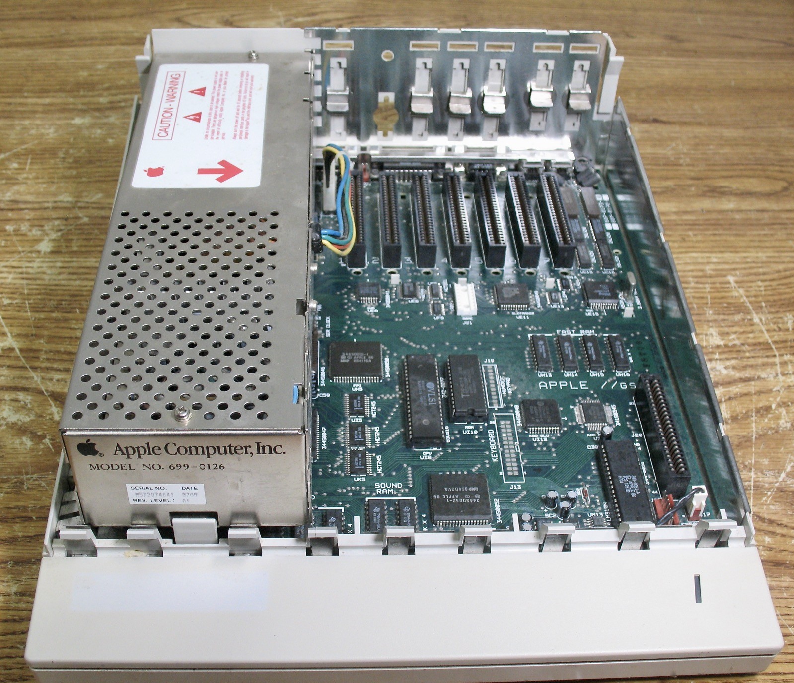 Apple IIGS Woz Edition Computer (A2S6000)