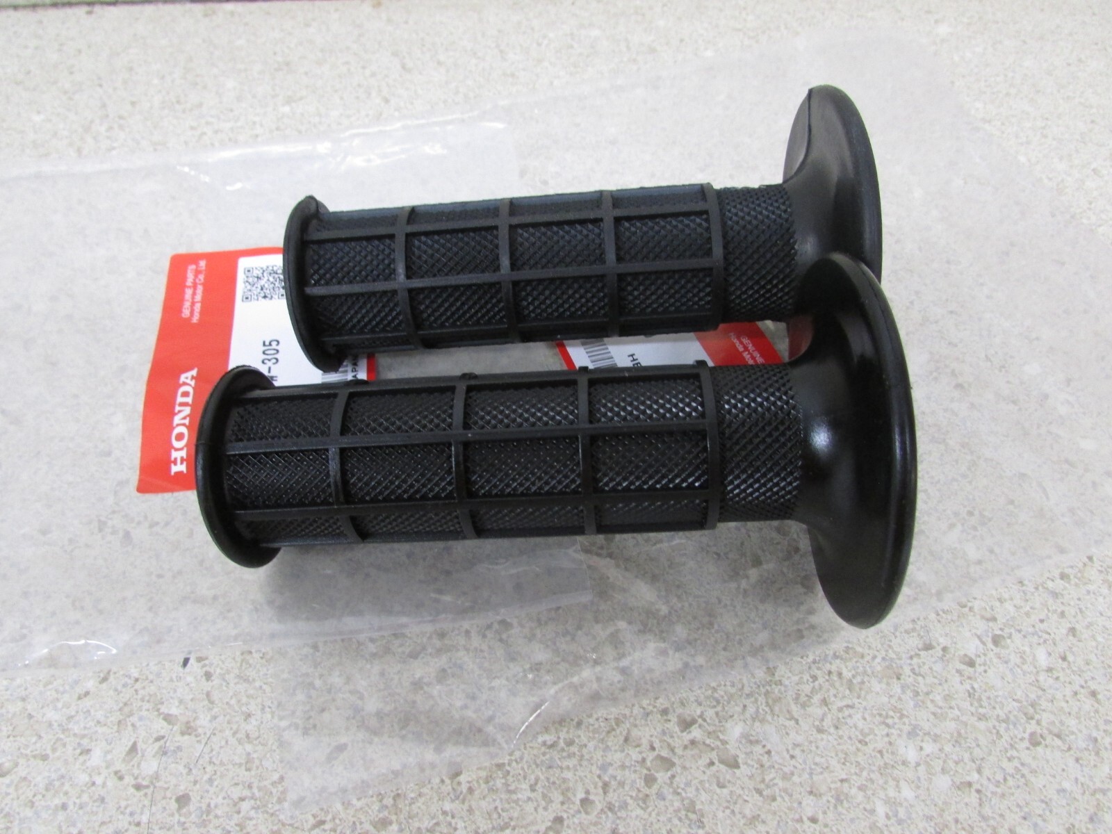 HONDA CR60R CR80R CR125R CR250R CR450 CR500R OEM LEFT & RIGHT HANDLEBAR GRIPS