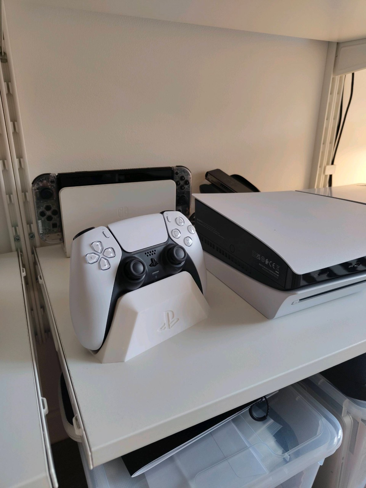 Sony PlayStation 5 PS5 Controller Display Stand Holder Desk  ( Pick Your Color )